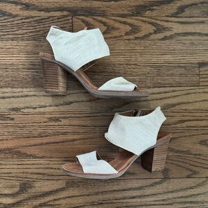Tom’s Cream Women's Sandals